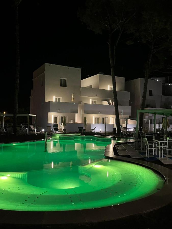 Marina Suites & Apartments 4 Stelle S Caorle Exteriör bild