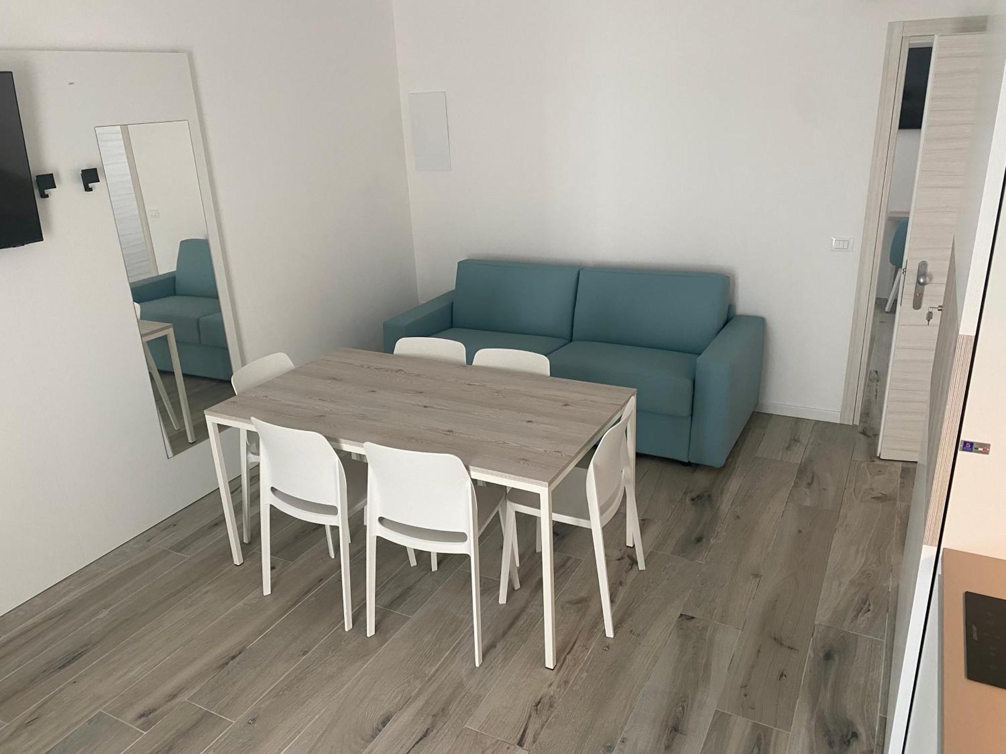 Marina Suites & Apartments 4 Stelle S Caorle Exteriör bild