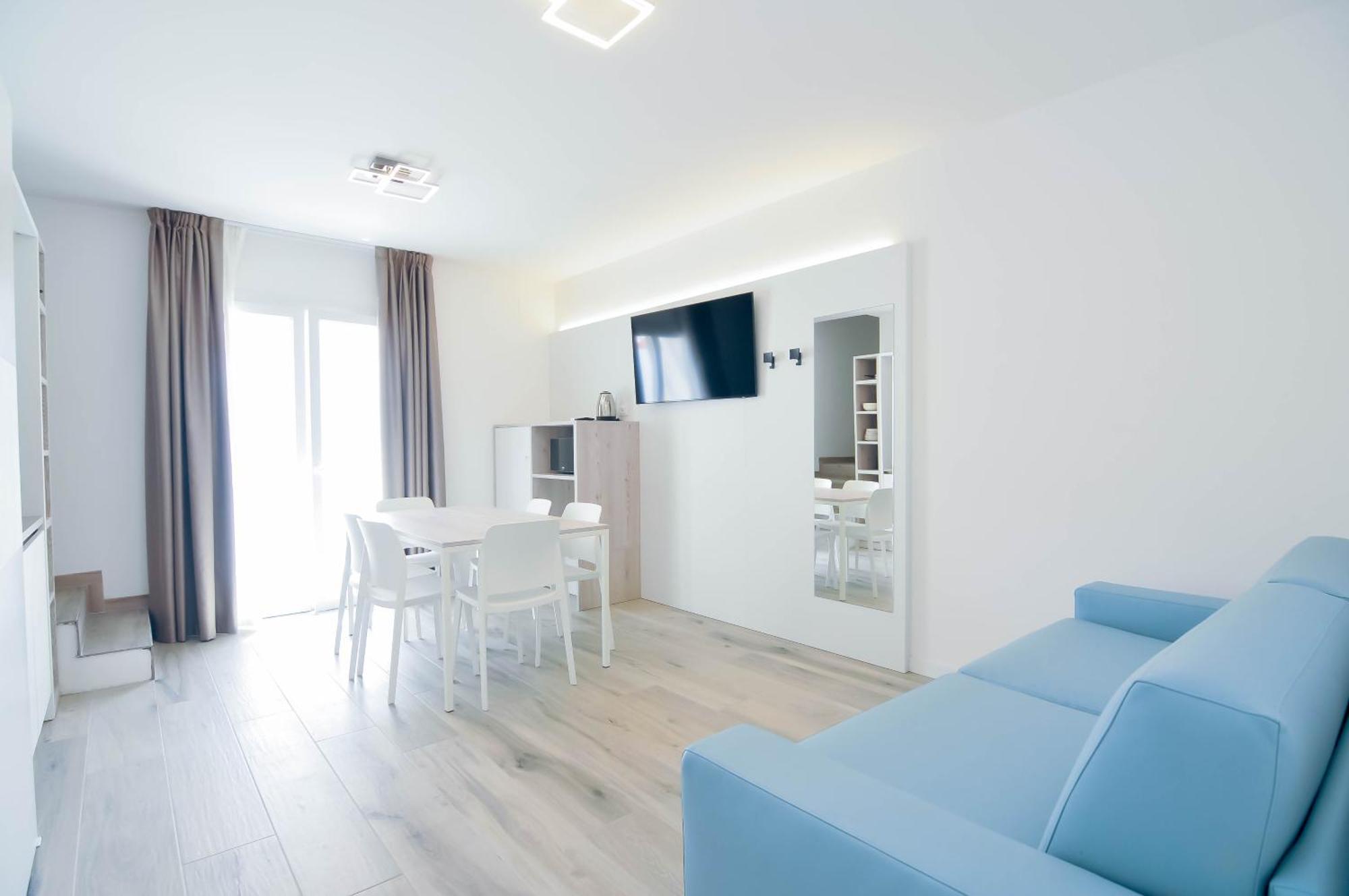 Marina Suites & Apartments 4 Stelle S Caorle Exteriör bild