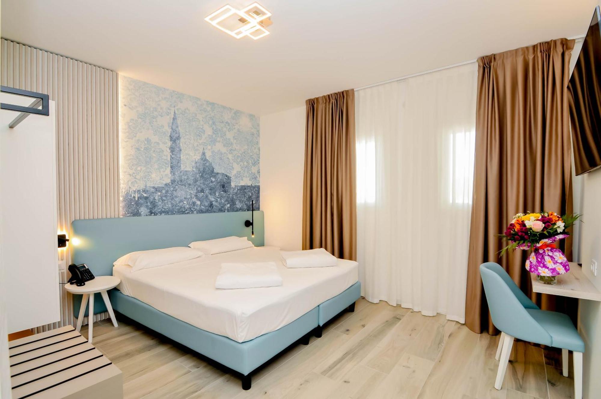 Marina Suites & Apartments 4 Stelle S Caorle Exteriör bild